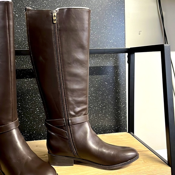 Brand new Nine West Knee High Boots - Picture 2 of 4